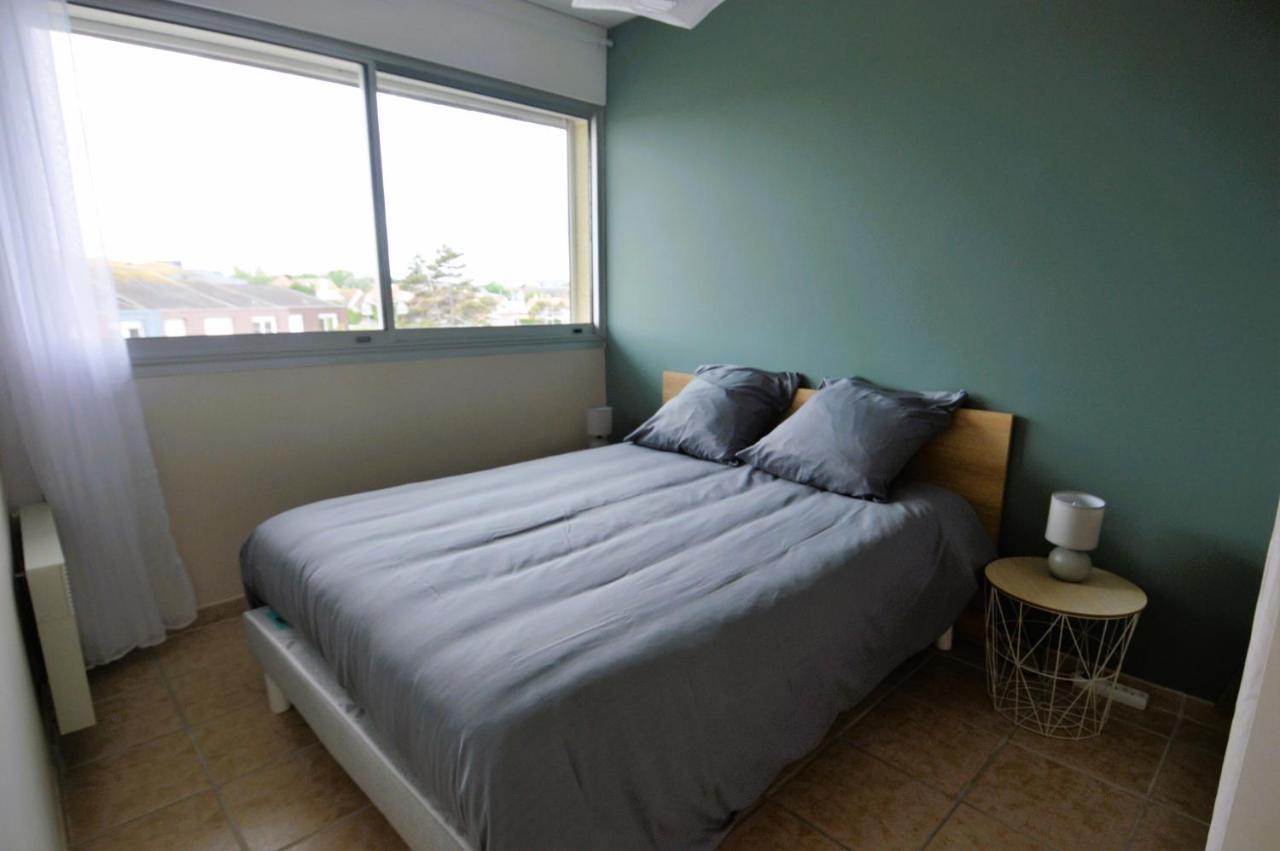 Appartement au pied de la plage - Balcon - Parking Courseulles-sur-Mer Extérieur photo
