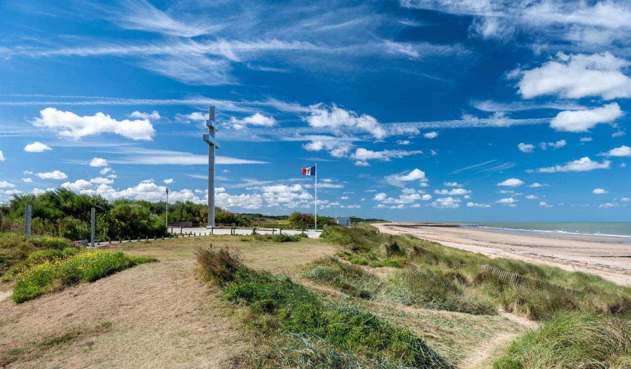 Appartement au pied de la plage - Balcon - Parking Courseulles-sur-Mer Extérieur photo