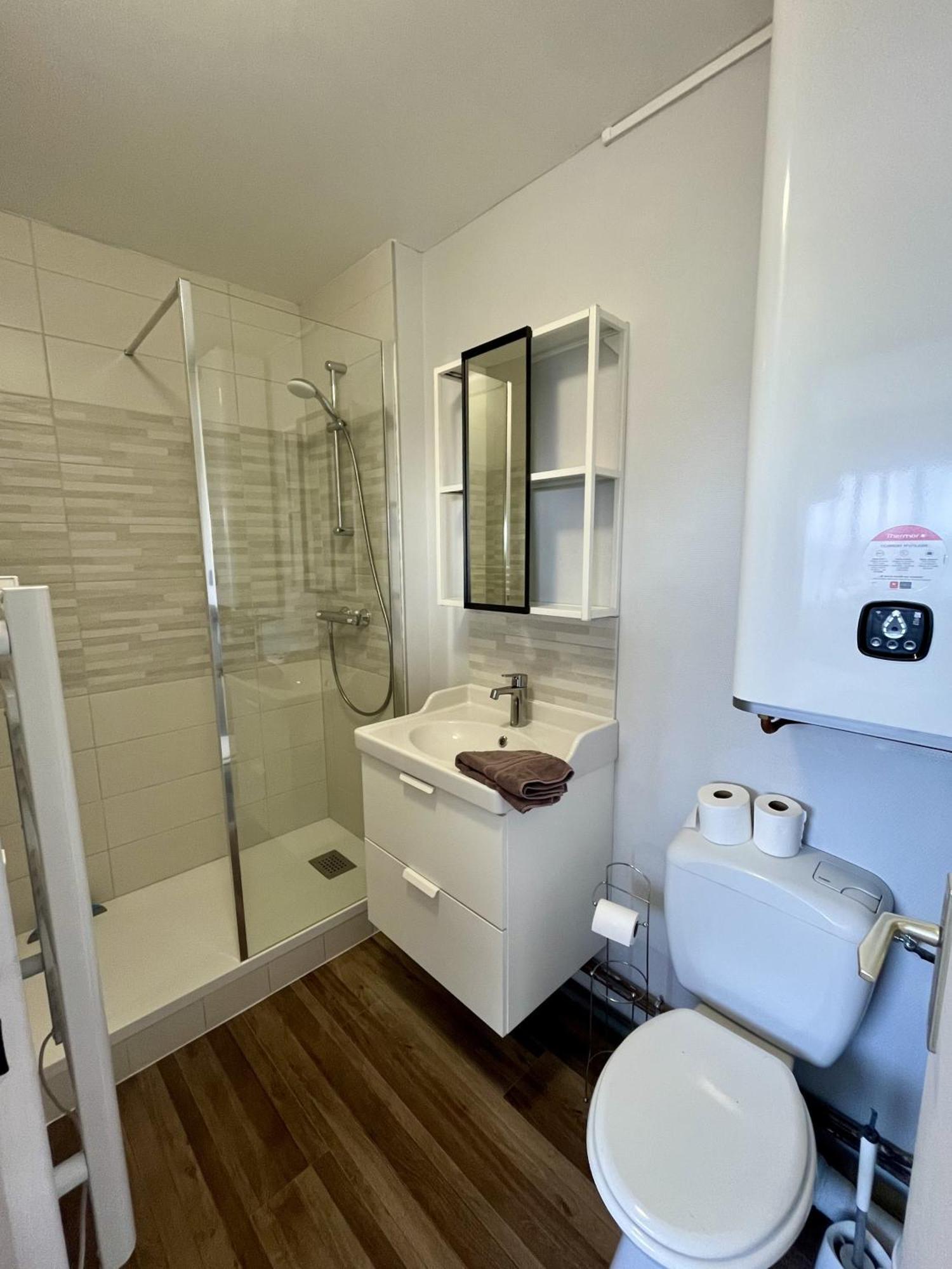 Appartement au pied de la plage - Balcon - Parking Courseulles-sur-Mer Extérieur photo