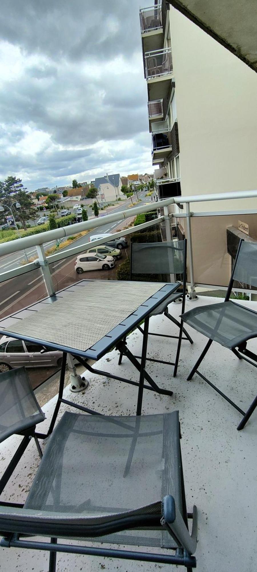 Appartement au pied de la plage - Balcon - Parking Courseulles-sur-Mer Extérieur photo